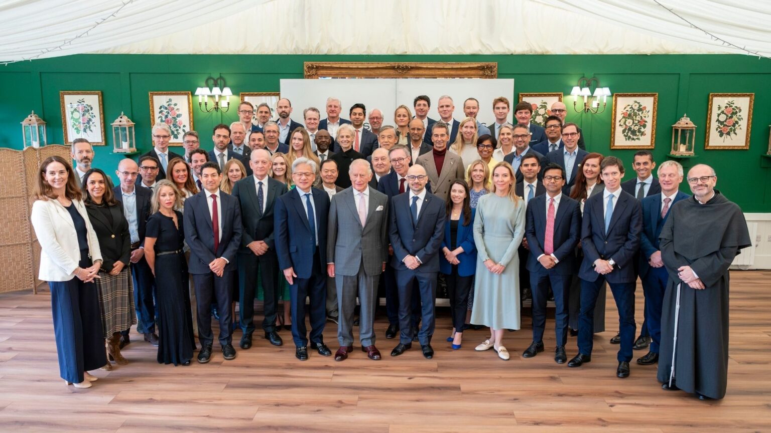 British King Meets Jensen Huang and Other AI Leaders, Urges Safeguarding of AI Control